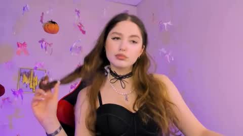 Hazel online show from November 6, 12:22 pm