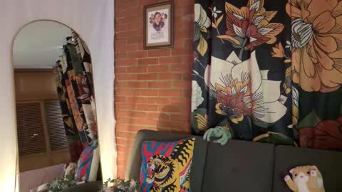 Hazel Brown online show from February 16, 10:42 pm