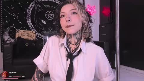 Hazell Witch online show from November 16, 4:18 pm