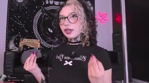 Hazell Witch online show from September 17, 3:43 pm