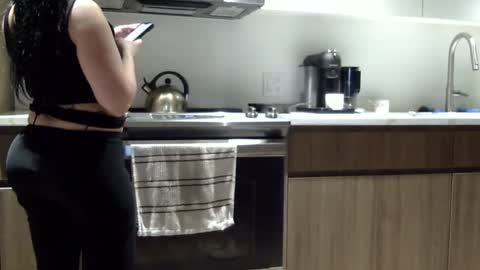 Snapshot of heatwavee chatting on December 27, 11:39 am heatwavee online show from December 27, 11:39 am