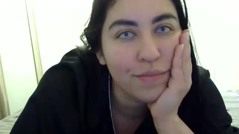 Snapshot of heatwavee chatting on January 20, 10:51 am heatwavee online show from January 20, 10:51 am