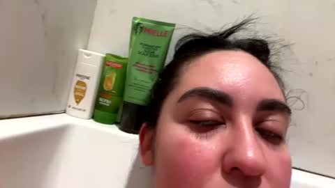 Snapshot of heatwavee chatting on January 11, 11:56 am heatwavee online show from January 11, 11:56 am