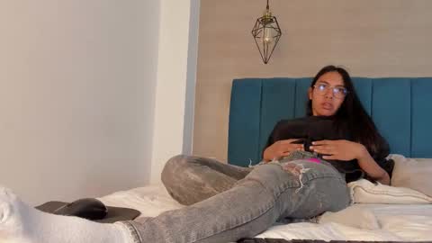 Snapshot of heidi_feuer chatting on October 21, 12:20 pm heidi_feuer online show from October 21, 12:20 pm