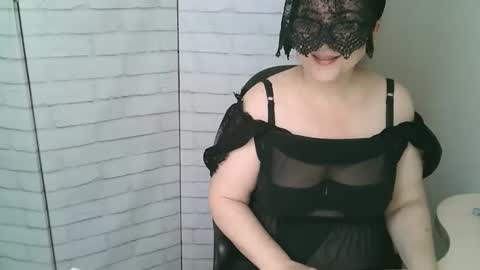 Helen online show from March 2, 7:26 am