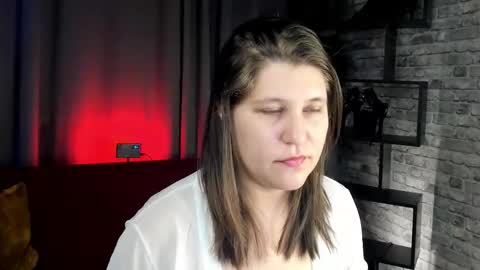 helenahoffmann online show from March 4, 4:08 am