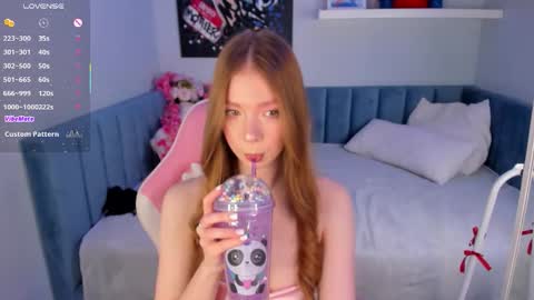 Tessa online show from March 8, 2:04 am