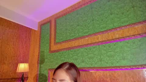 Helen or Hells online show from February 4, 3:15 pm