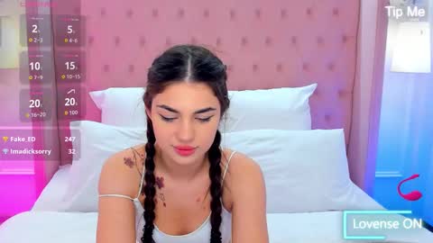 Helen online show from December 3, 1:57 pm