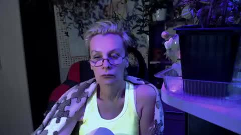 Helga online show from July 16, 6:01 pm