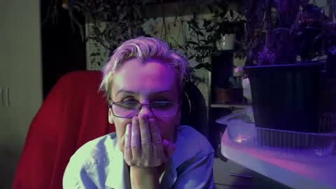Helga online show from July 30, 11:49 pm