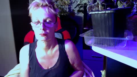 Helga online show from June 26, 7:04 pm