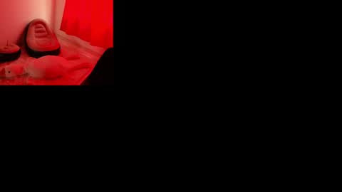 Snapshot of hellen_garcia chatting on February 12, 5:48 pm Hellen online show from February 12, 5:48 pm