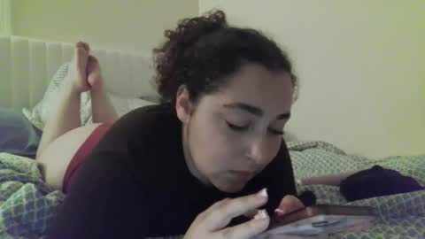 hellooli online show from February 17, 6:35 am