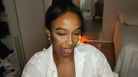 Snapshot of hellsd97 chatting on March 12, 9:13 pm hellsd97 online show from March 12, 9:13 pm