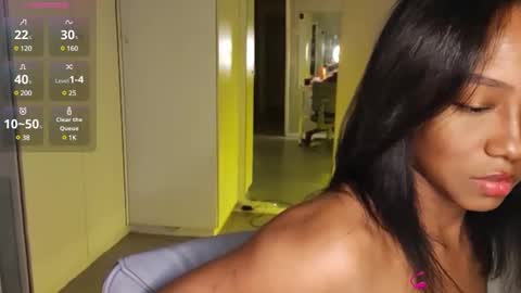 Snapshot of hellsd97 chatting on February 16, 10:43 pm hellsd97 online show from February 16, 10:43 pm