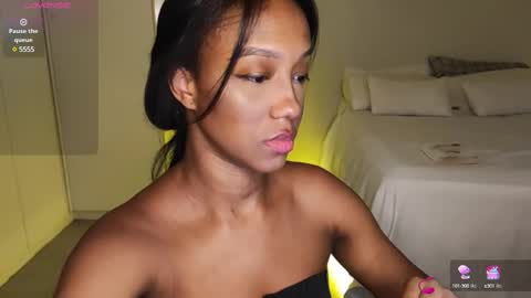 Snapshot of hellsd97 chatting on February 22, 11:10 pm hellsd97 online show from February 22, 11:10 pm