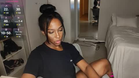 Snapshot of hellsd97 chatting on March 1, 12:50 am hellsd97 online show from March 1, 12:50 am