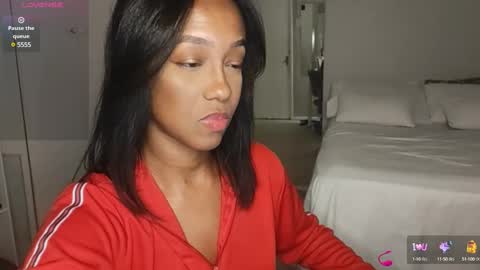 Snapshot of hellsd97 chatting on December 23, 12:25 am hellsd97 online show from December 23, 12:25 am