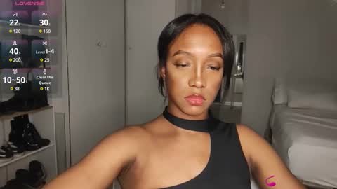 Snapshot of hellsd97 chatting on January 23, 10:54 pm hellsd97 online show from January 23, 10:54 pm