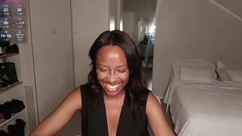 Snapshot of hellsd97 chatting on October 3, 3:11 am hellsd97 online show from October 3, 3:11 am