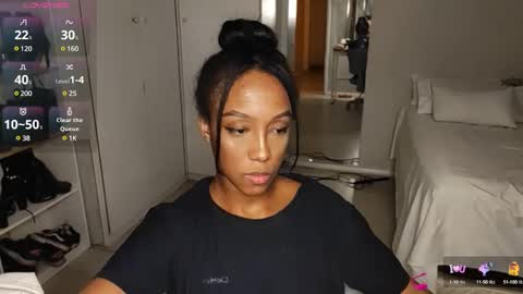 Snapshot of hellsd97 chatting on March 2, 2:19 am hellsd97 online show from March 2, 2:19 am