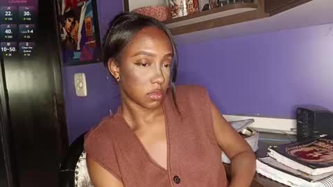 Snapshot of hellsd97 chatting on October 26, 4:30 am hellsd97 online show from October 26, 4:30 am