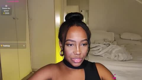 Snapshot of hellsd97 chatting on December 11, 1:58 am hellsd97 online show from December 11, 1:58 am