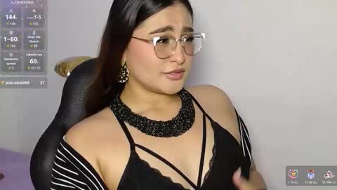 Zahira online show from October 20, 7:50 pm