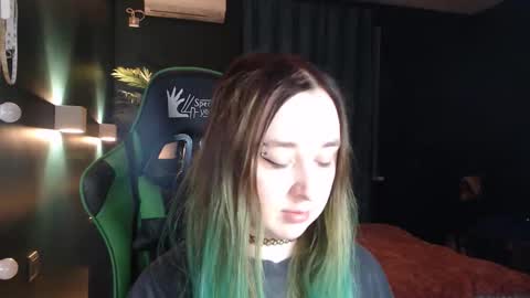 Hentaishiing online show from May 26, 6:40 pm