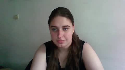 hess_luna_ online show from September 29, 10:31 am