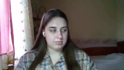 hess_luna_ online show from January 9, 10:30 am