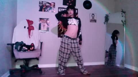 salem online show from December 18, 5:34 am