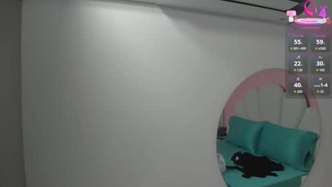 hinata_dolly online show from March 27, 11:11 am