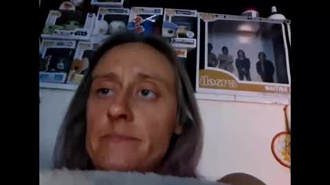 Hippiechick1890 online show from January 11, 4:39 am