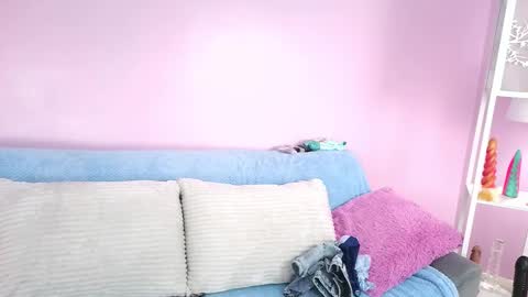 hiyakasudere_ online show from November 10, 6:36 pm