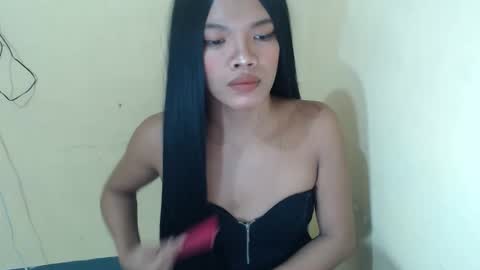 Guinevere3 online show from February 16, 2:50 pm