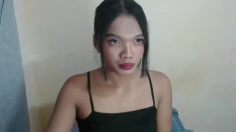 Guinevere3 online show from March 28, 11:10 am