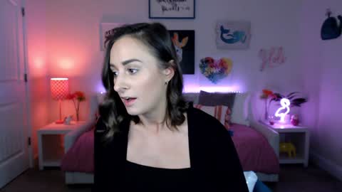 Holi Hurricane online show from February 7, 5:00 am