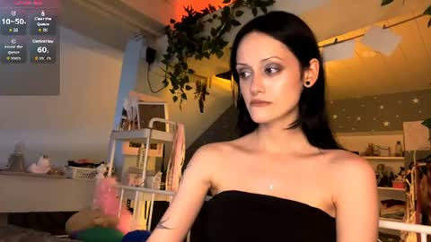 Ava online show from July 12, 4:19 pm