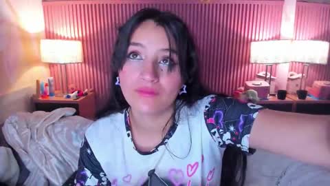 Snapshot of hollyhill_ chatting on October 9, 12:09 pm Holly online show from October 9, 12:09 pm