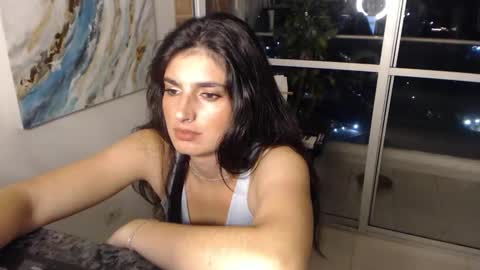 hollyshit_ online show from February 4, 11:59 pm