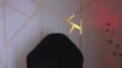 holly online show from November 14, 3:06 am