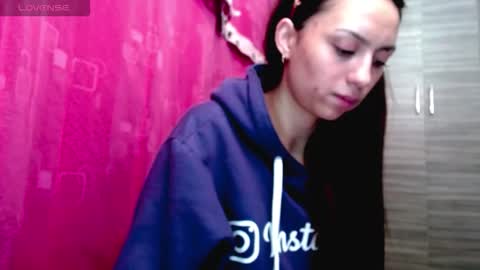 Juli online show from January 6, 4:49 am