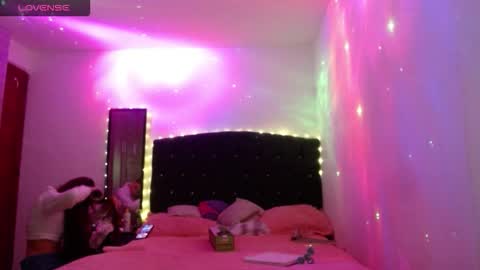 Snapshot of holy_juli2 chatting on October 19, 2:46 am Juli online show from October 19, 2:46 am