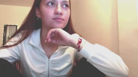 Juli online show from April 5, 4:22 am