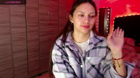 Snapshot of holy_juli2 chatting on September 15, 3:48 am Juli online show from September 15, 3:48 am