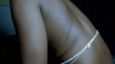Honey-Belle online show from June 27, 1:07 am