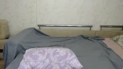 honey_caramelle online show from December 14, 6:52 pm