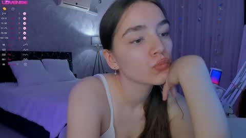 Chantal online show from November 14, 5:35 pm